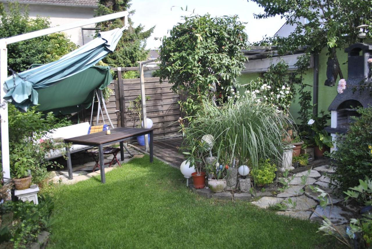 Gemuetliche Zimmer Im Einfamilienhaus Cologne Extérieur photo